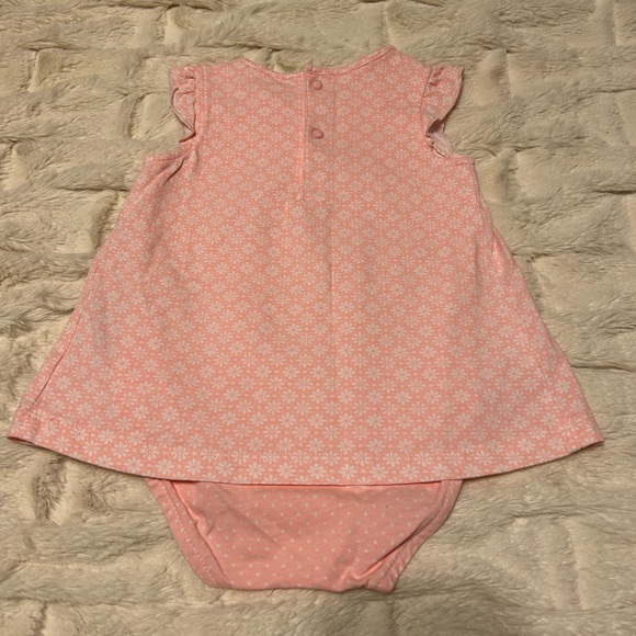 Lot of Carter's and Cat & Jack Outfits for Baby - Size 6-9M - Picture 9 of 13